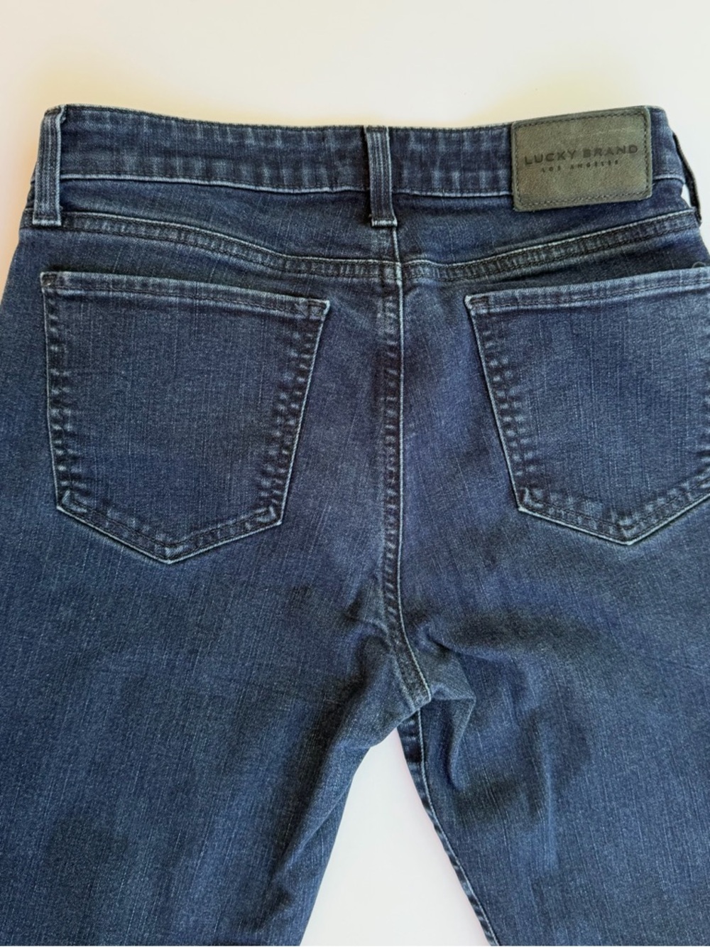 Women’s Lucky Brand 🍀 Denim Jeans
Mid Rise Straight Sweet Size 8/29R​ - Picture 11 of 13